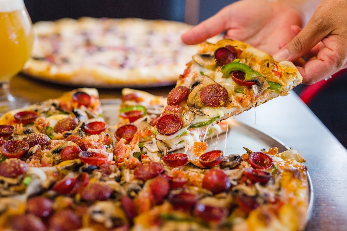 E&d Pizza Company-3